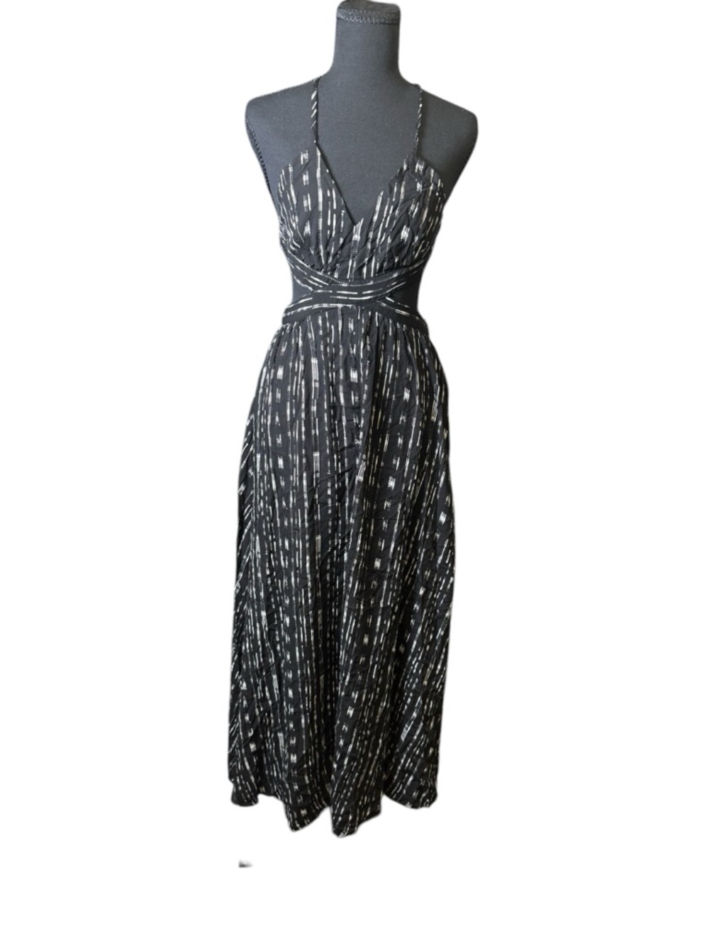 Surf Gypsy Black & White Cut Out Patterned Maxi‎ Dress